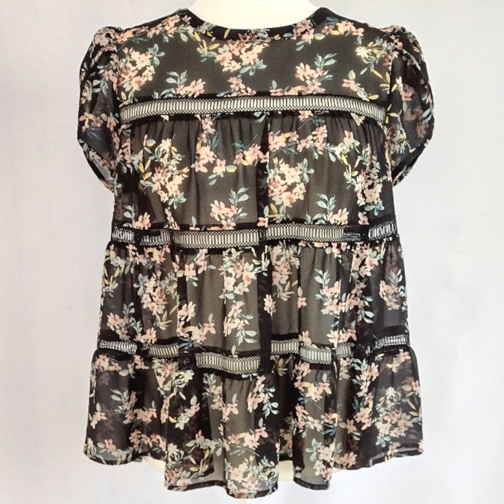 Ro & De Floral Crochet Baby Doll Top - S